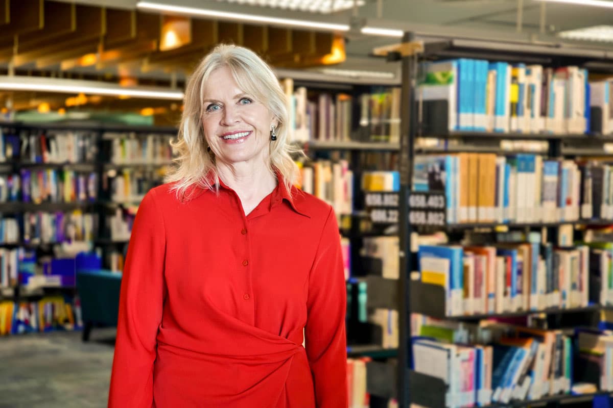 RMIT University: Professor Iwona, Hoa & Nguyên